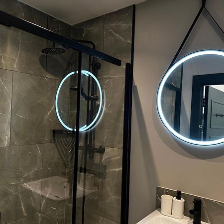 Vive Hotel Hastings Dış mekan fotoğraf