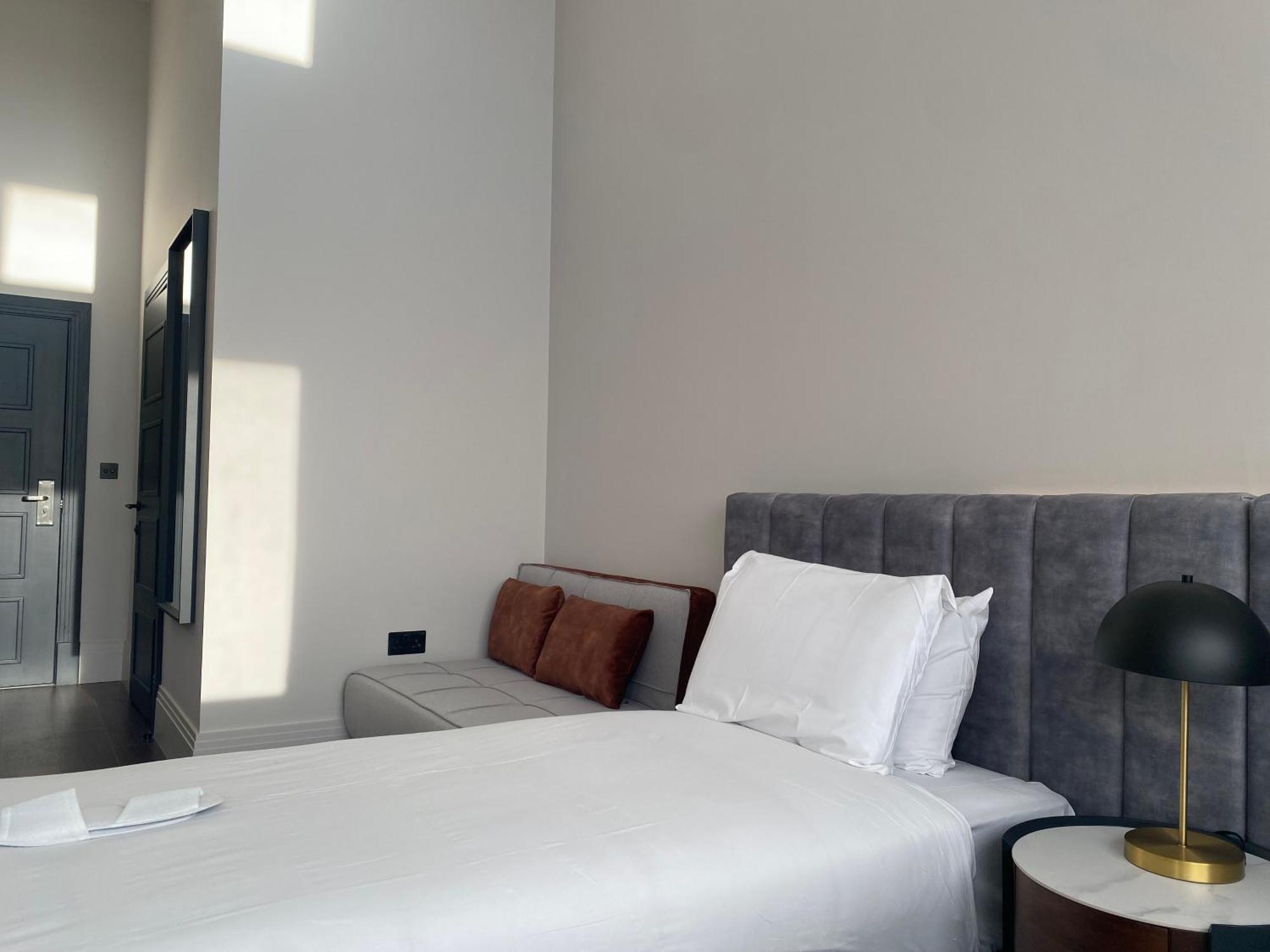 Vive Hotel Hastings Dış mekan fotoğraf